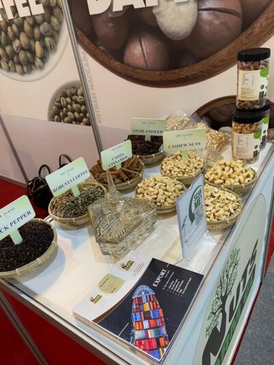 A4903A83-94F2-4BE1-B754-8A41232F9052