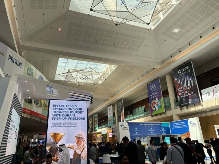 BEC3B1C7-DE57-4D53-AB55-7C3D474BB5BB