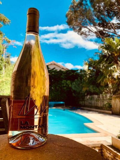 298b9764-9a38-4585-be21-15759f0b9de8