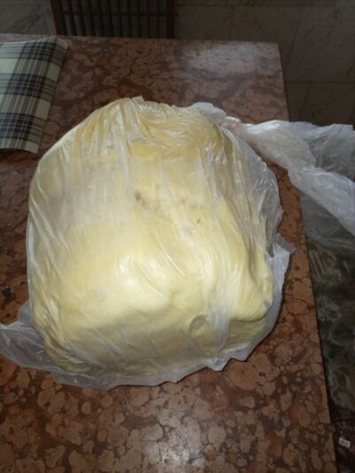 77560658-c509-4a12-8bca-f4f7d3cc20f3