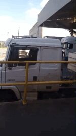 1b0ff6d5-31a6-4b93-bca4-97638be1bb40