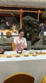 International Small Shareholders Meeting tea ceremony