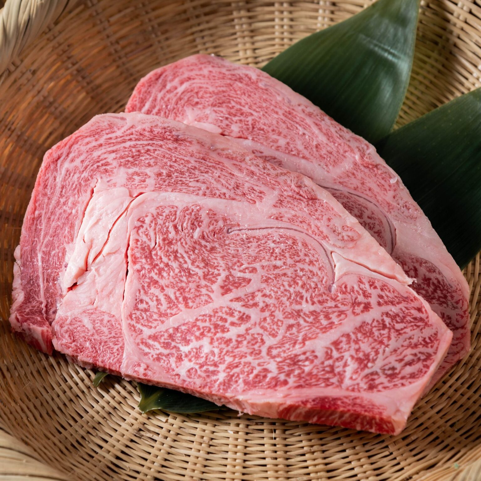 authentic-japanese-hida-wagyu-ufoodin